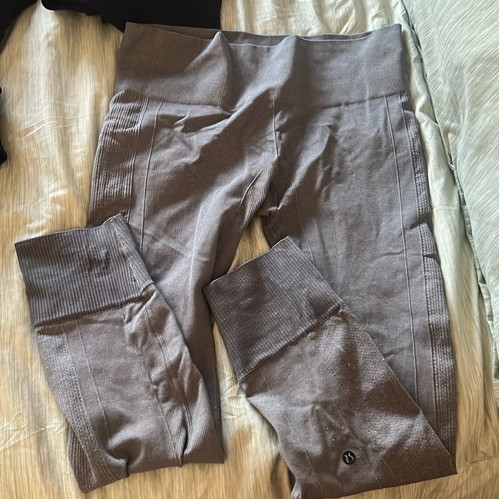 Lululemon seamless crop tights gray size 10 12